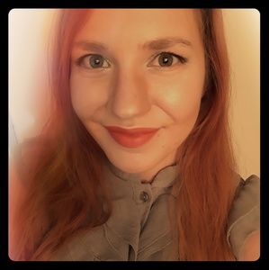 Meet your Posher, Katina